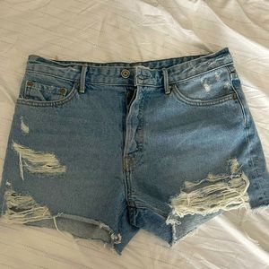 GRLFRND Jean Shorts Size 28